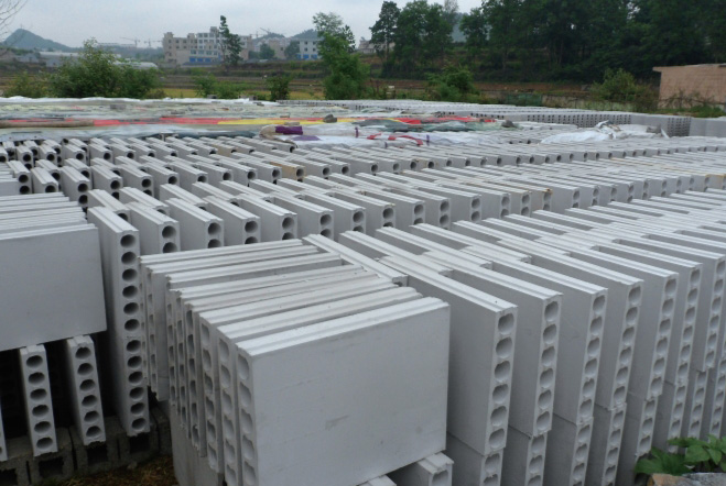 水泥預(yù)制件攪拌機獨特攪拌優(yōu)勢刷新行業(yè)領(lǐng)域?qū)鹘y(tǒng)混合設(shè)備的新認知